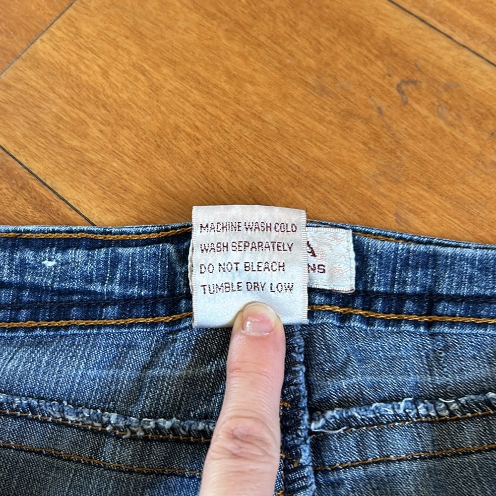 Saza Jeans out of LA - Picture 5 of 10
